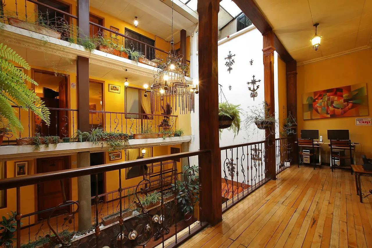 Hostel Mia Leticia B&B Quito Ecuador