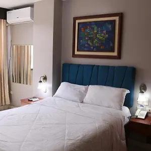 Tropical 2*, Guayaquil Ecuador