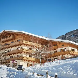 https://johanneshof-dein-mountain-wohlfuhlhotel.saalbachhinterglemmhotels.com