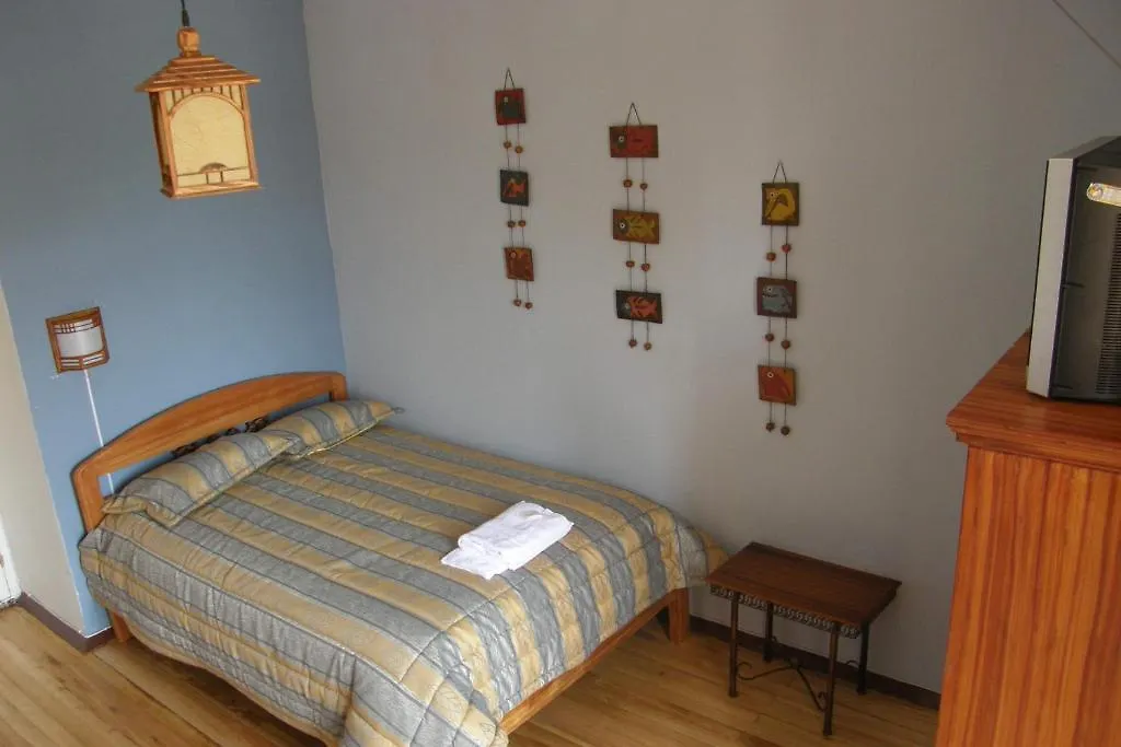 Hostel Mia Leticia B&B Quito Ecuador